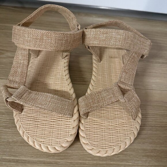 Natural Woven Platform Sandals – Size 38 (US Women’s ~7.5-8) - Picture 2 of 4